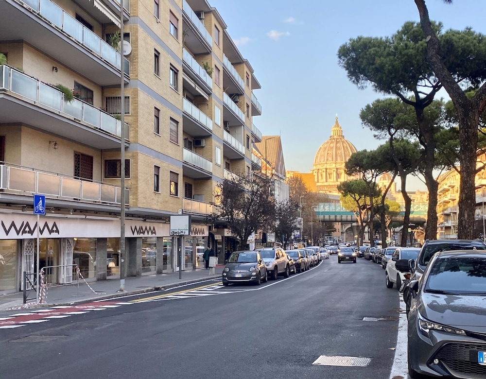 Beside The Vatican 52/65