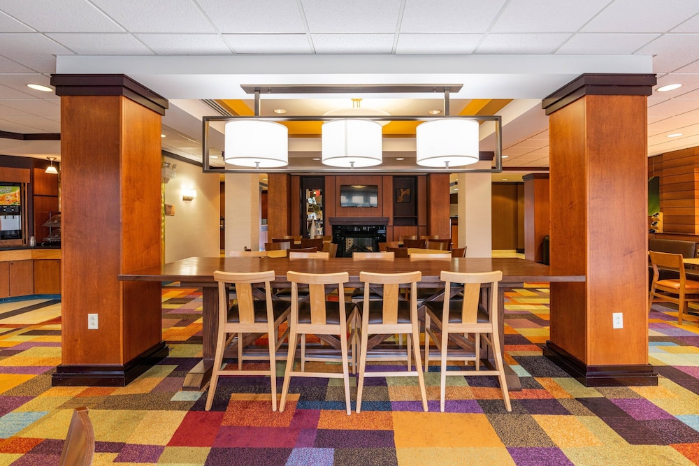 Fairfield Inn Suites Carlisle 44/55