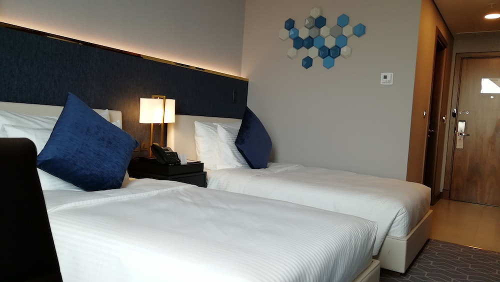 SUPERIOR, TWIN BEDS