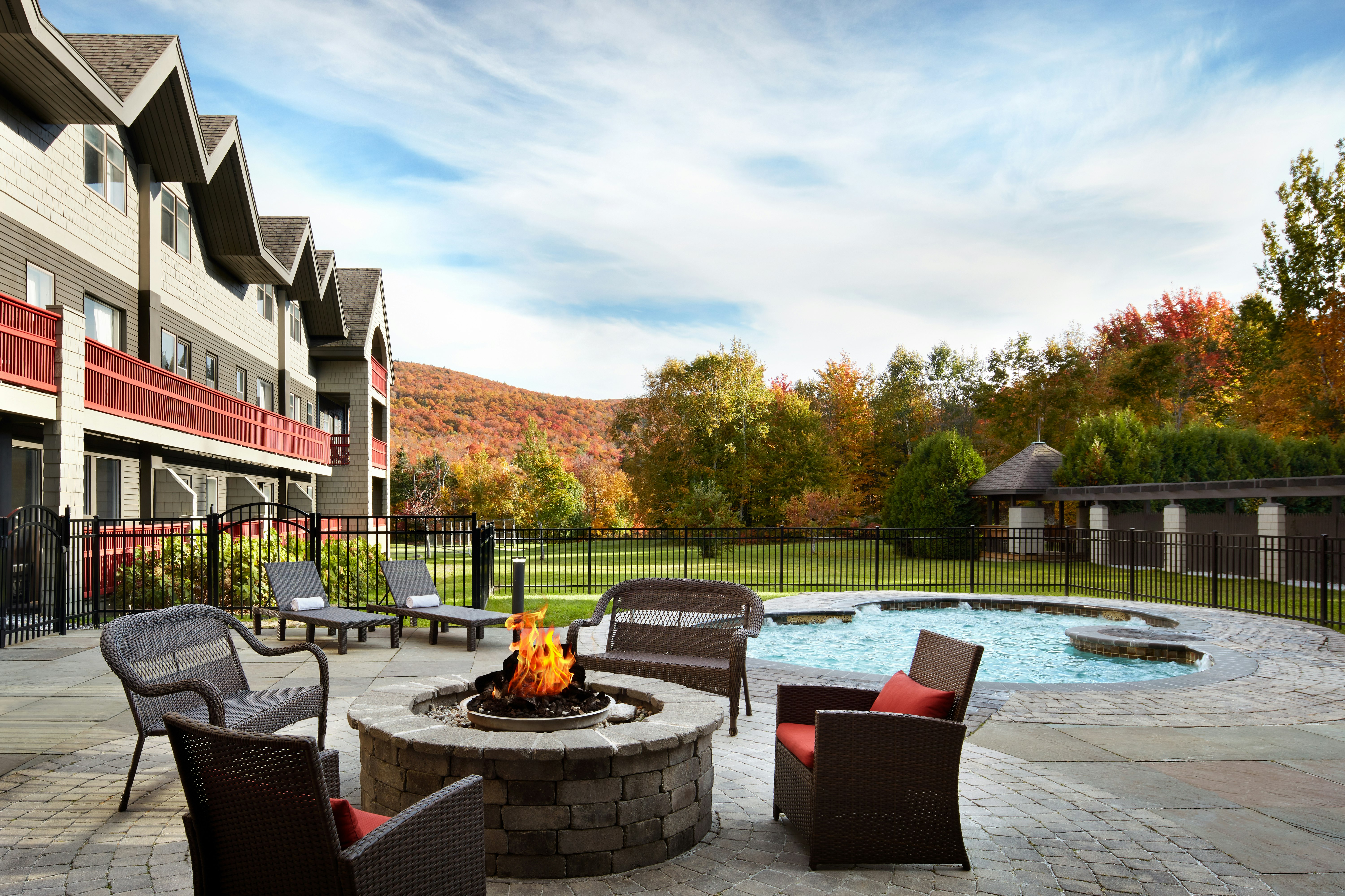 Killington Mountain Lodge, Tapestry Collection by Hilton 25/33