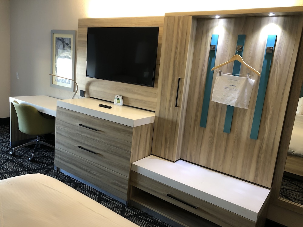 Wingate by Wyndham Murfreesboro 13/34