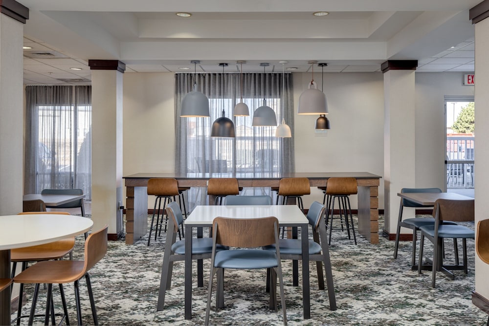 Fairfield Inn And Suites By Marriott Lawton 49/64