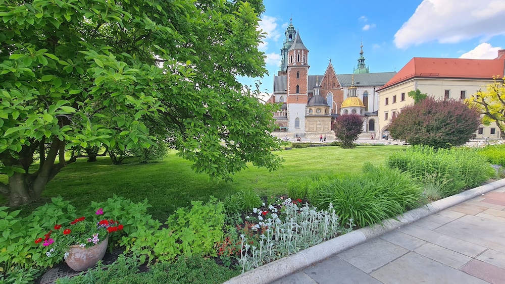 Cracow Central Aparthotel 38/50