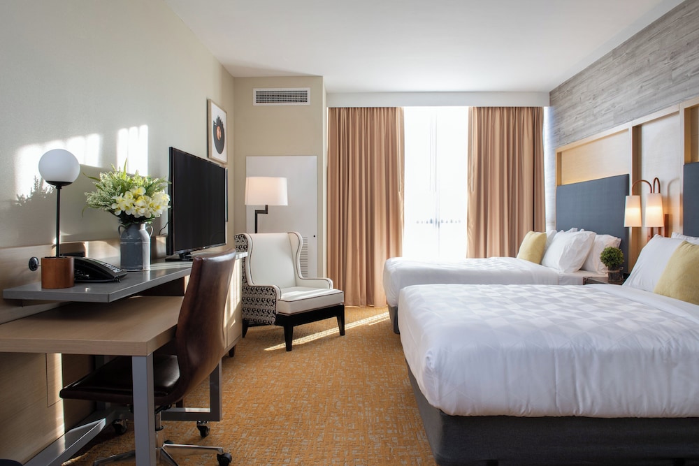 Concierge, Premium, 2 Queen Beds, City View, Top Floor