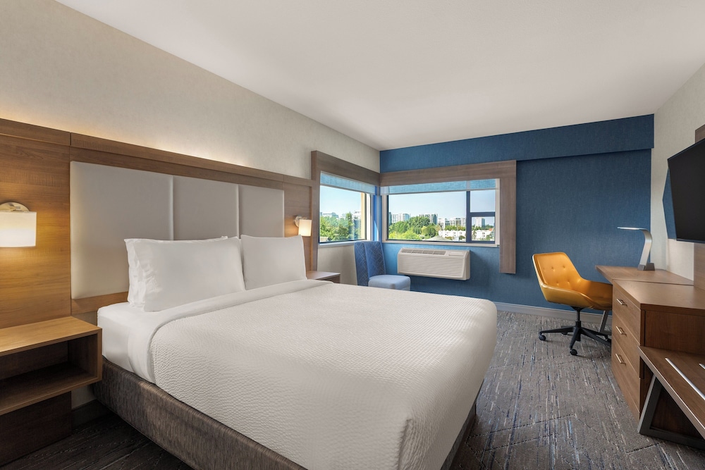 Holiday Inn Express Vancouver Airport Richmond 19/48
