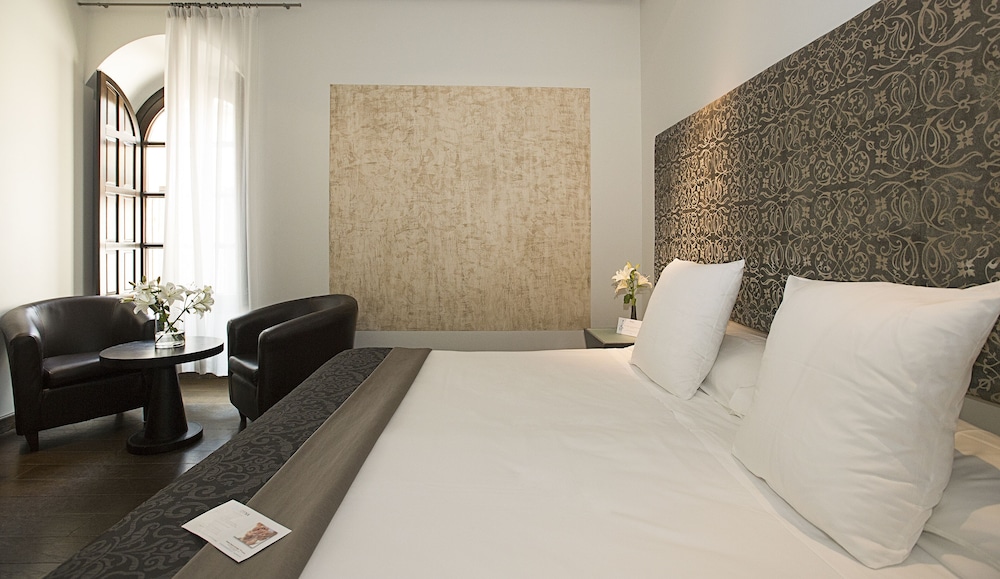 Hospes Palacio del Bailio 20/81
