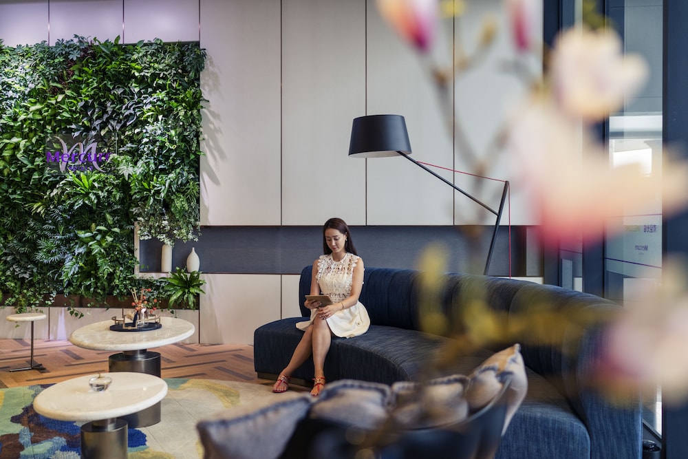 Mercure Shanghai Hongqiao South 9/96