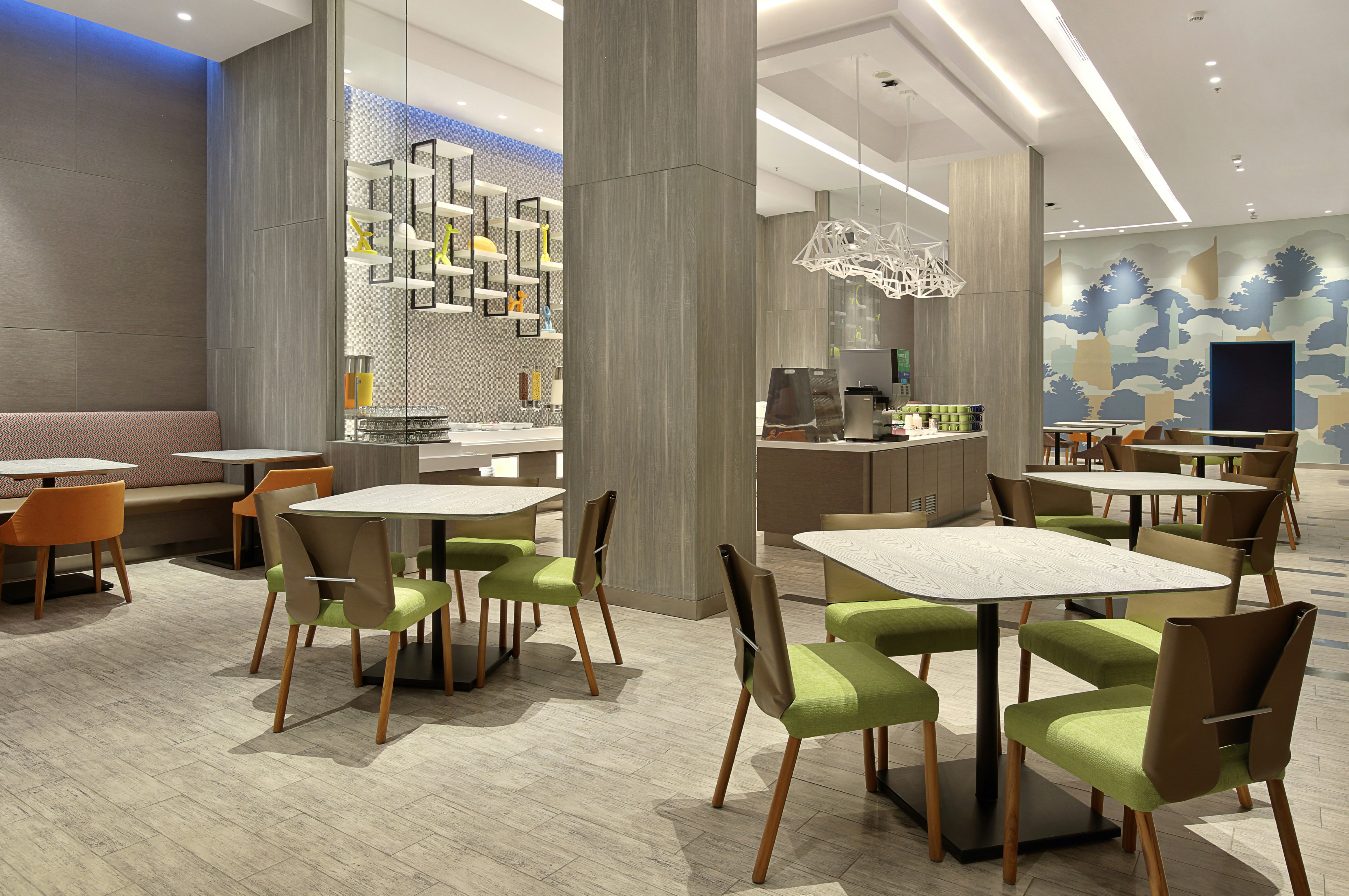 Holiday Inn Express Jakarta Wahid Hasyim 41/54