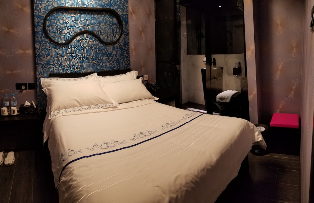 Star City Hotel 13/34