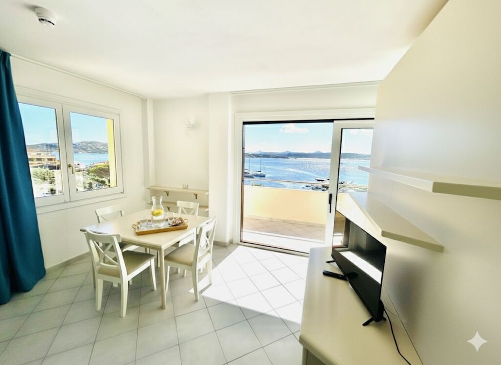 Miralonga Hotel 50/50