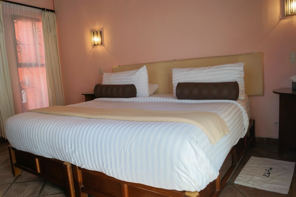 Casaluna Hotel Boutique 18/65