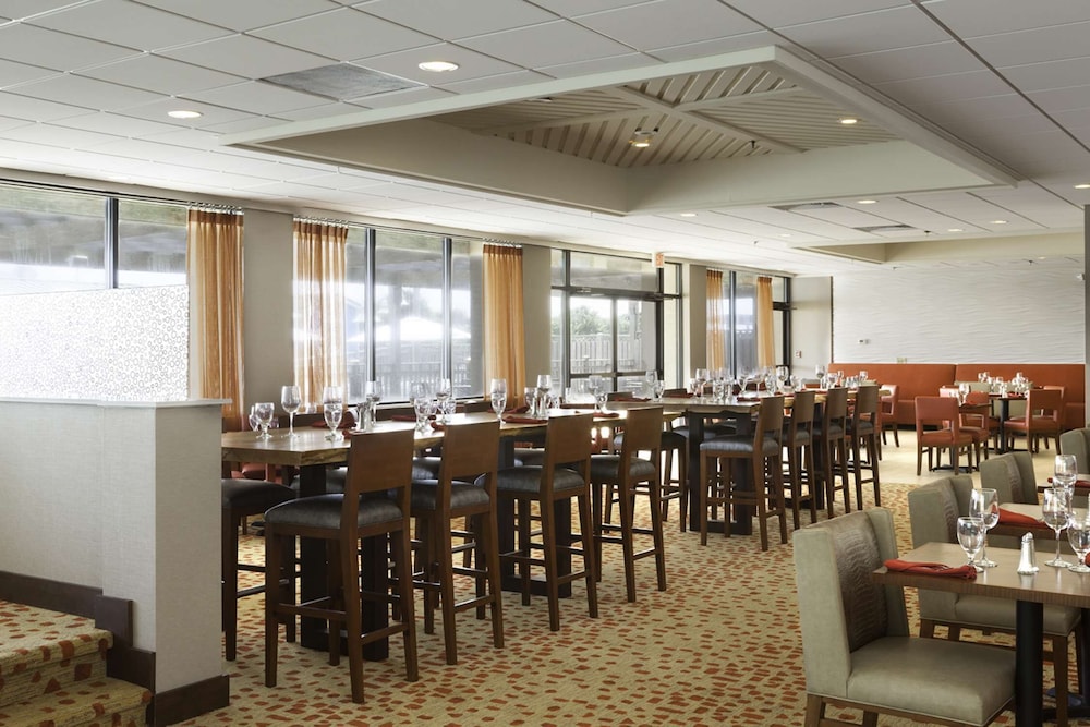 Doubletree By Hilton Atlantic Beach Oceanfront 17/32