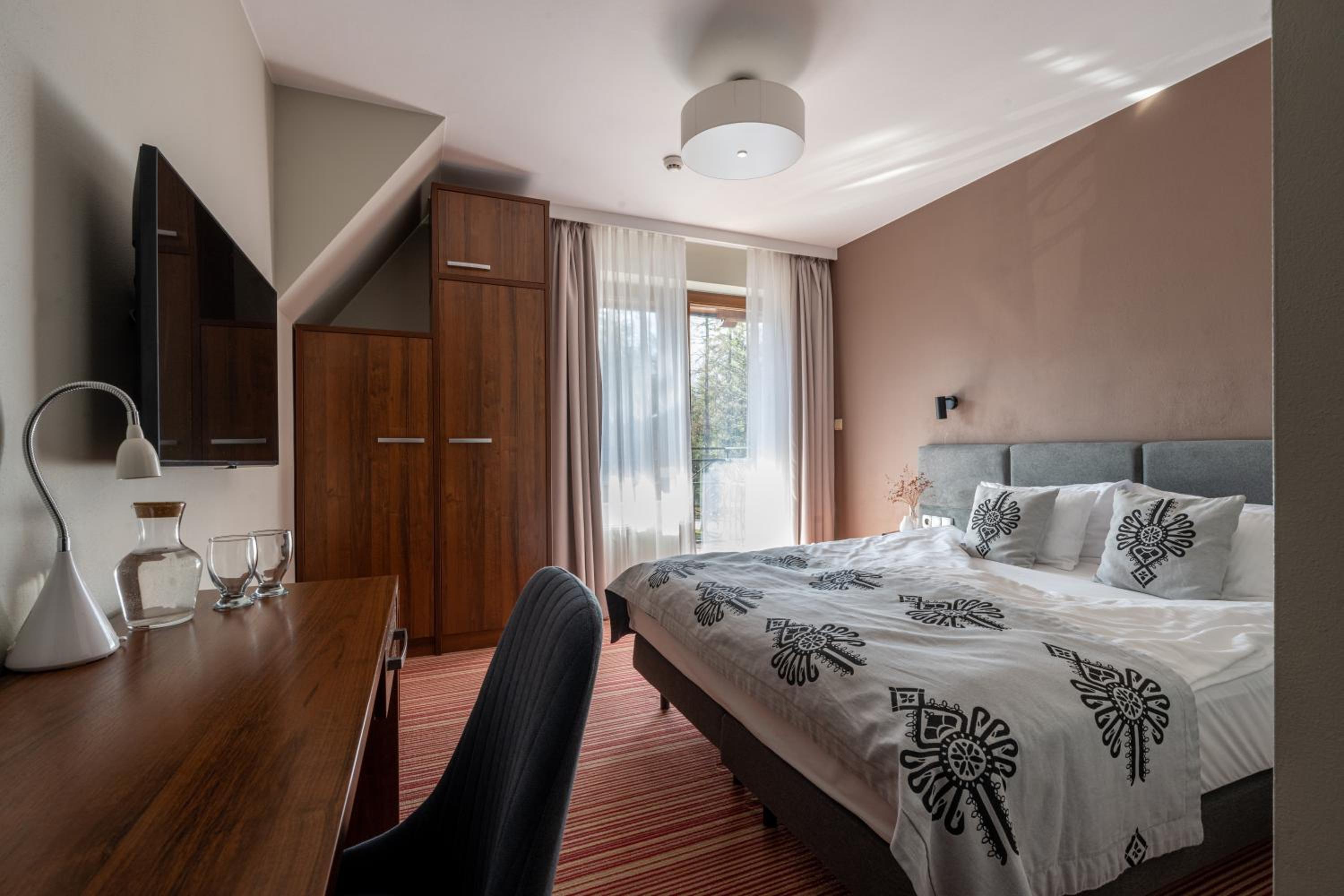 Standard, Double Bed