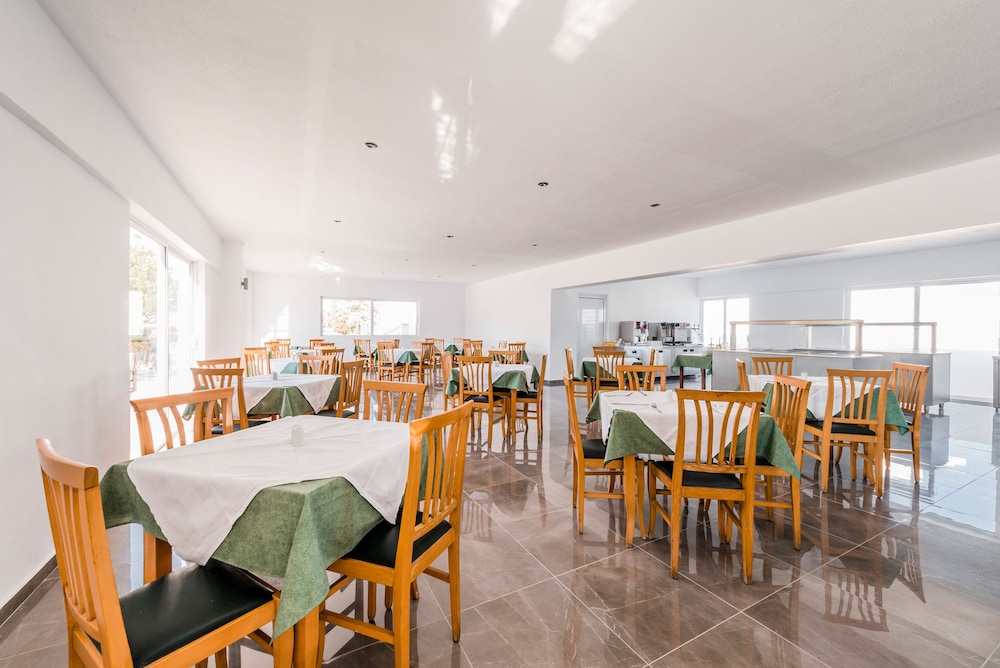 Belmare Hotel 32/45