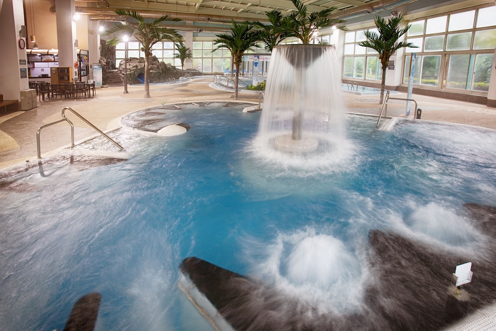 Dukgu Oncheon Resort Hotel 35/50