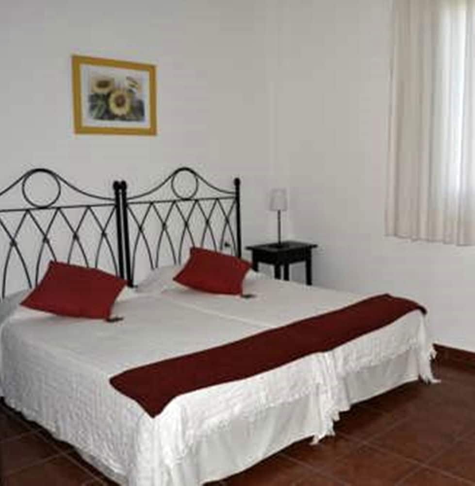 Apartamentos Los Verodes 11/50