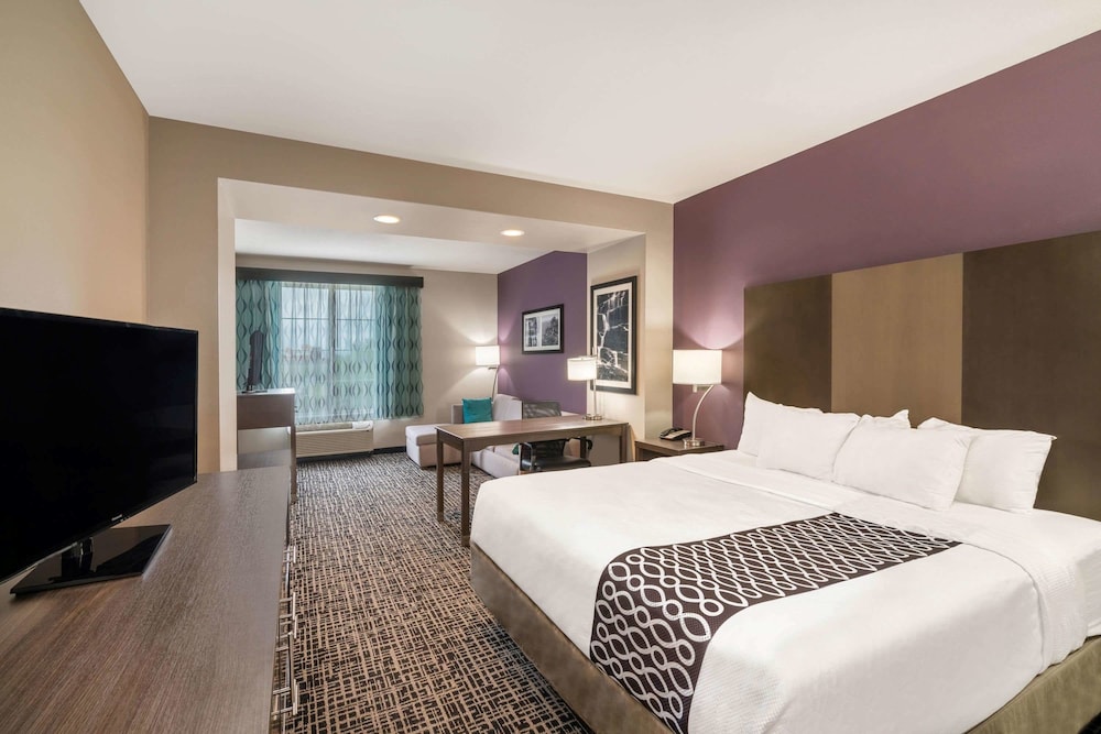 La Quinta Inn & Suites by Wyndham Chattanooga - Lookout Mtn 9/41