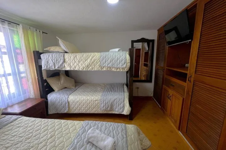 Anhyali Hospedaje 15/18