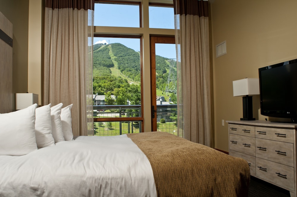 Jay Peak Resort 8/50