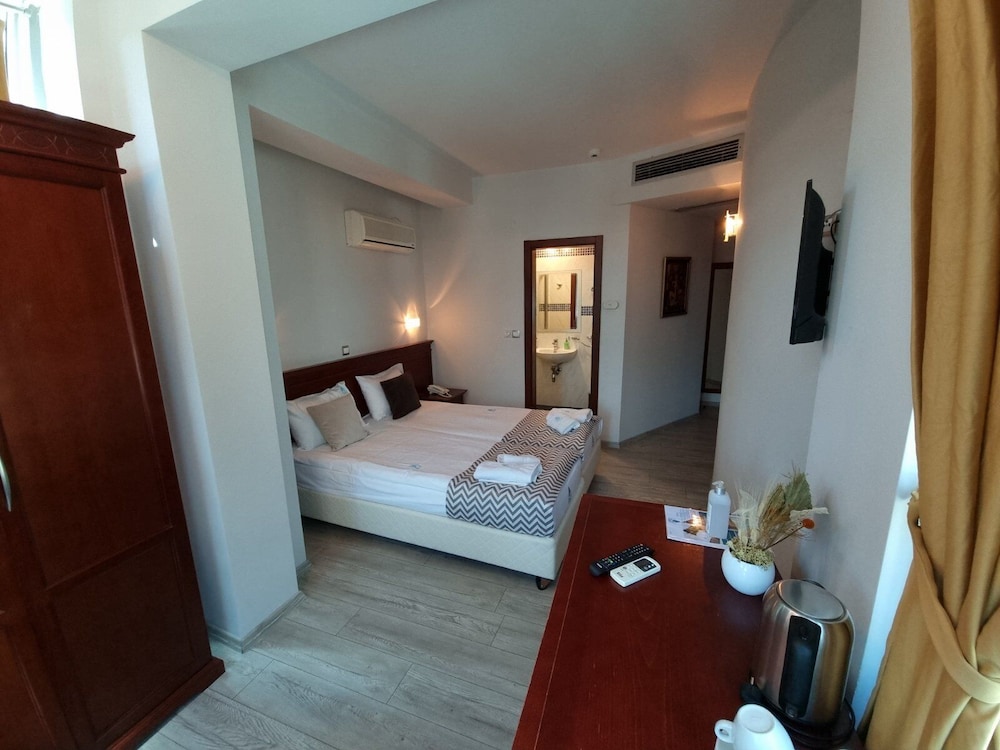Su Hotel 16/50