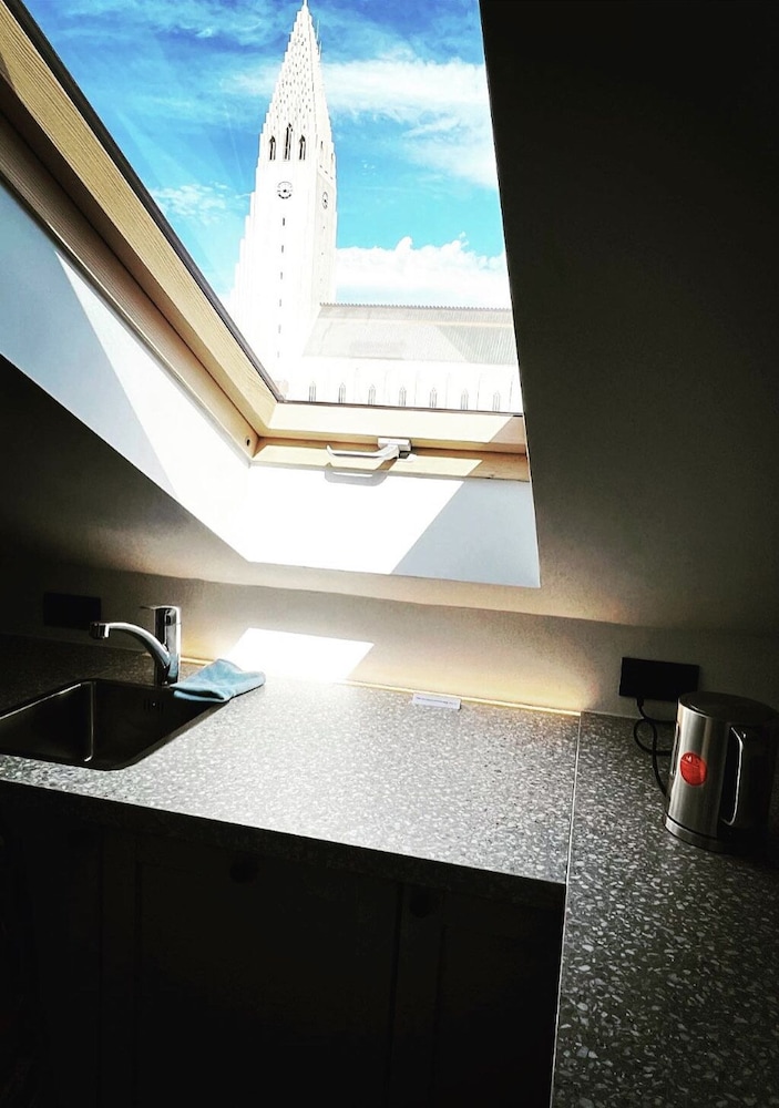 FREYJA GUESTHOUSE & SUITES 6/47