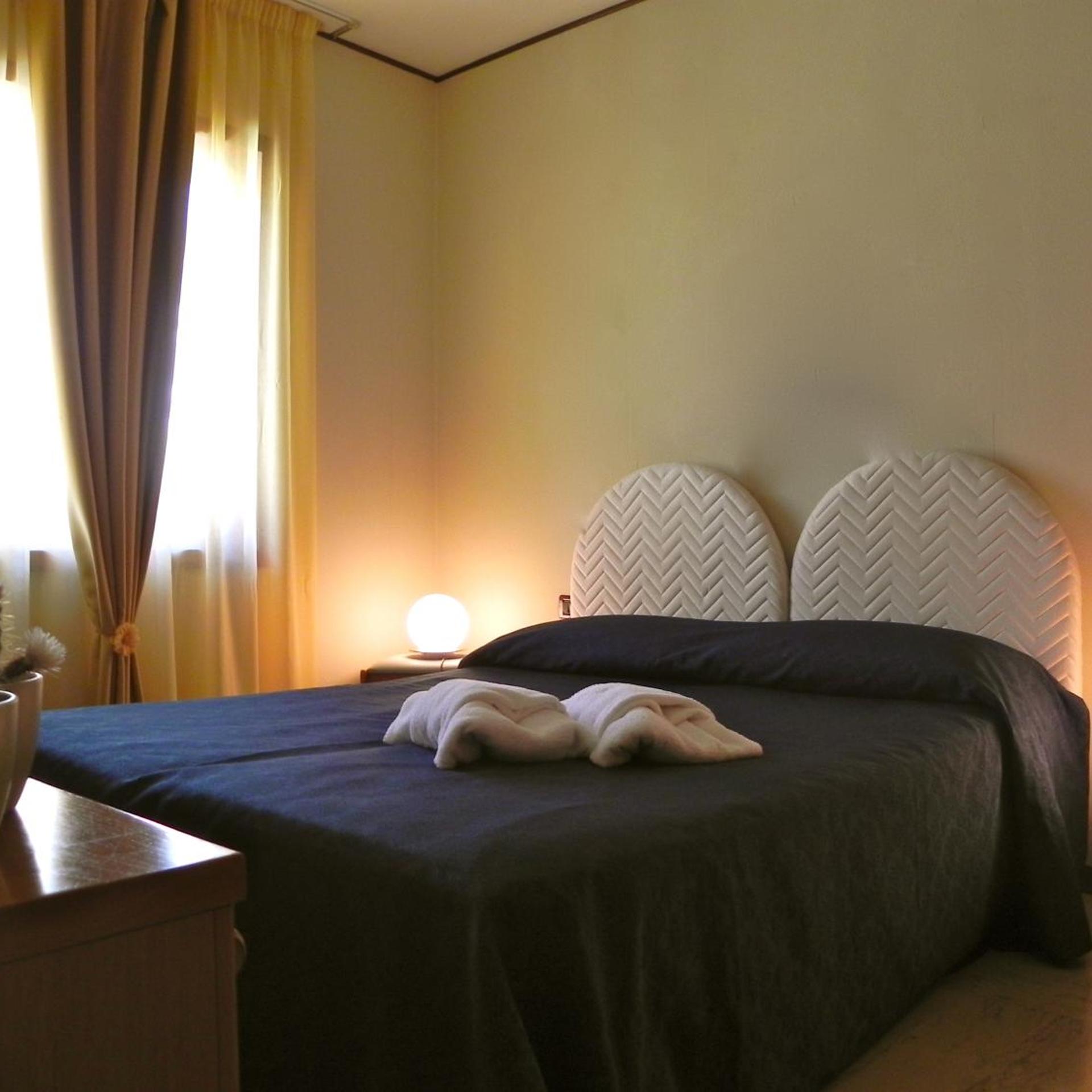 Room, Double or Twin Bed, Large, Torreata Hote And Residence 3/3