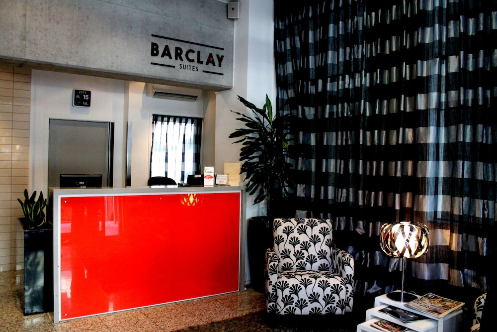 Barclay Suites 4/61