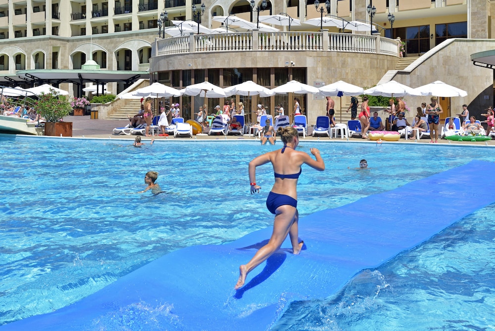 Sol Nessebar Palace All Inclusive 10/73