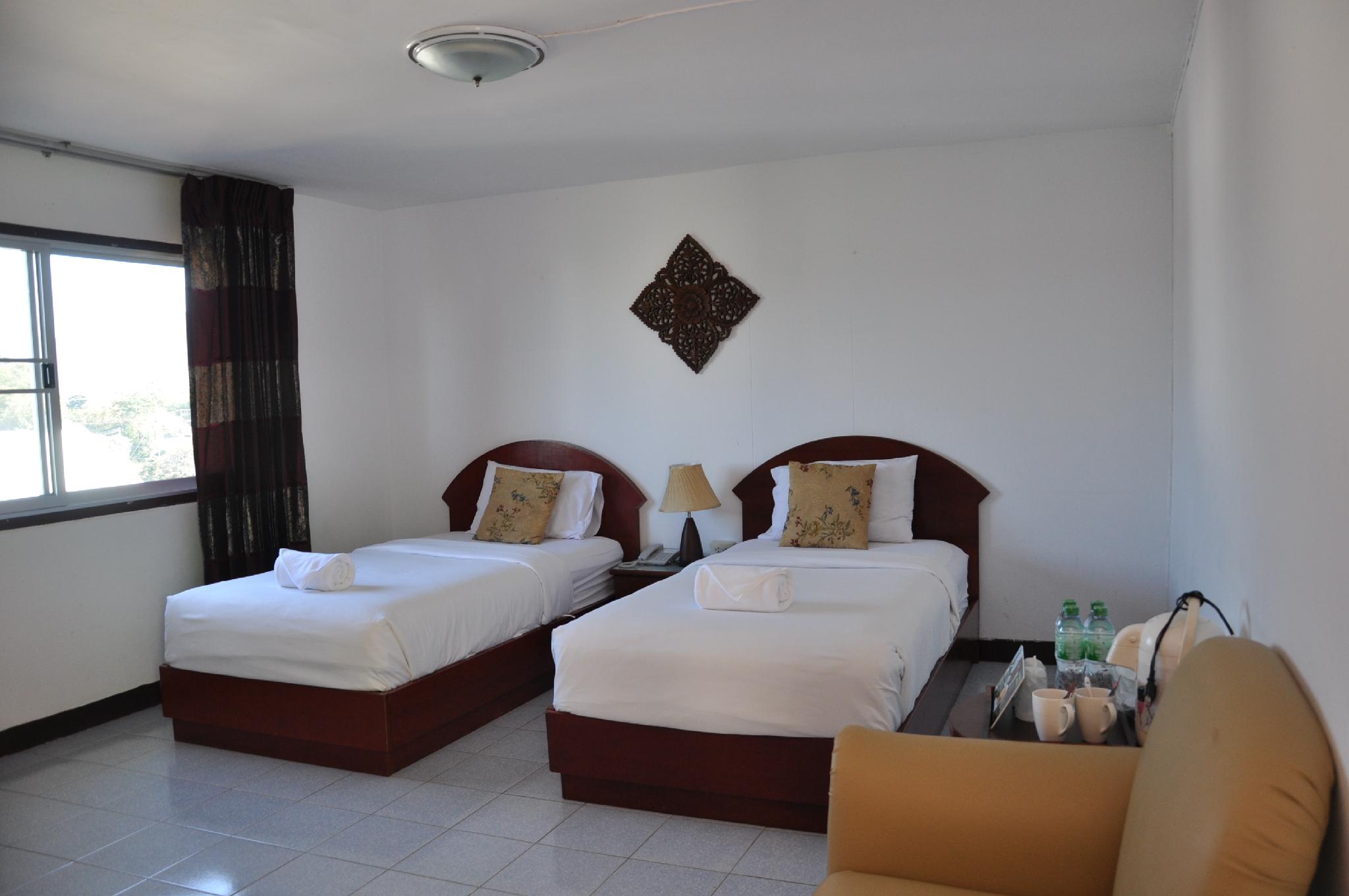 STANDARD, TWIN BEDS