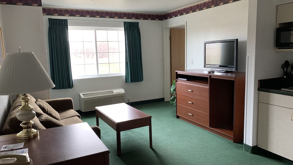 Fairbridge Inn & Suites Miles City 31/47