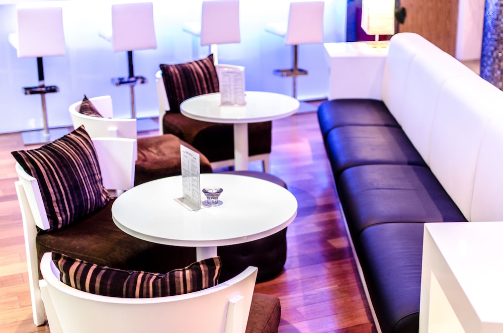 Royal Park Boutique Hotel 51/59