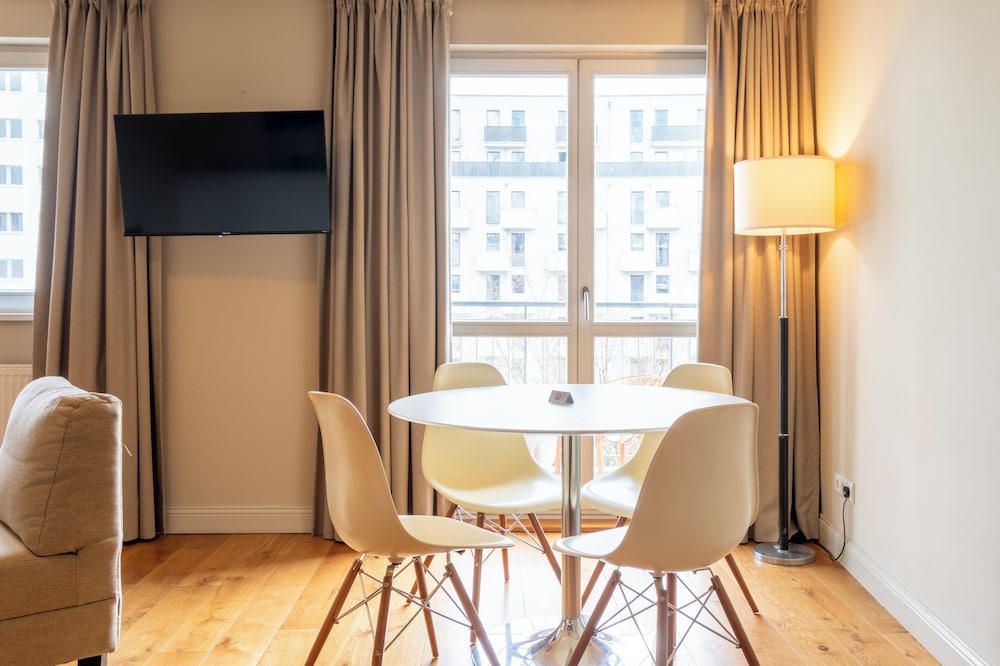 Mondrian Suites Berlin Checkpoint Charlie 72/80