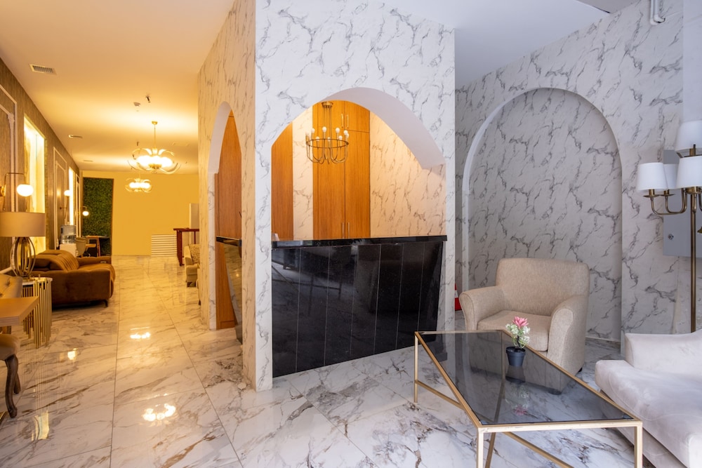 Orange Hotel & Spa 5/50