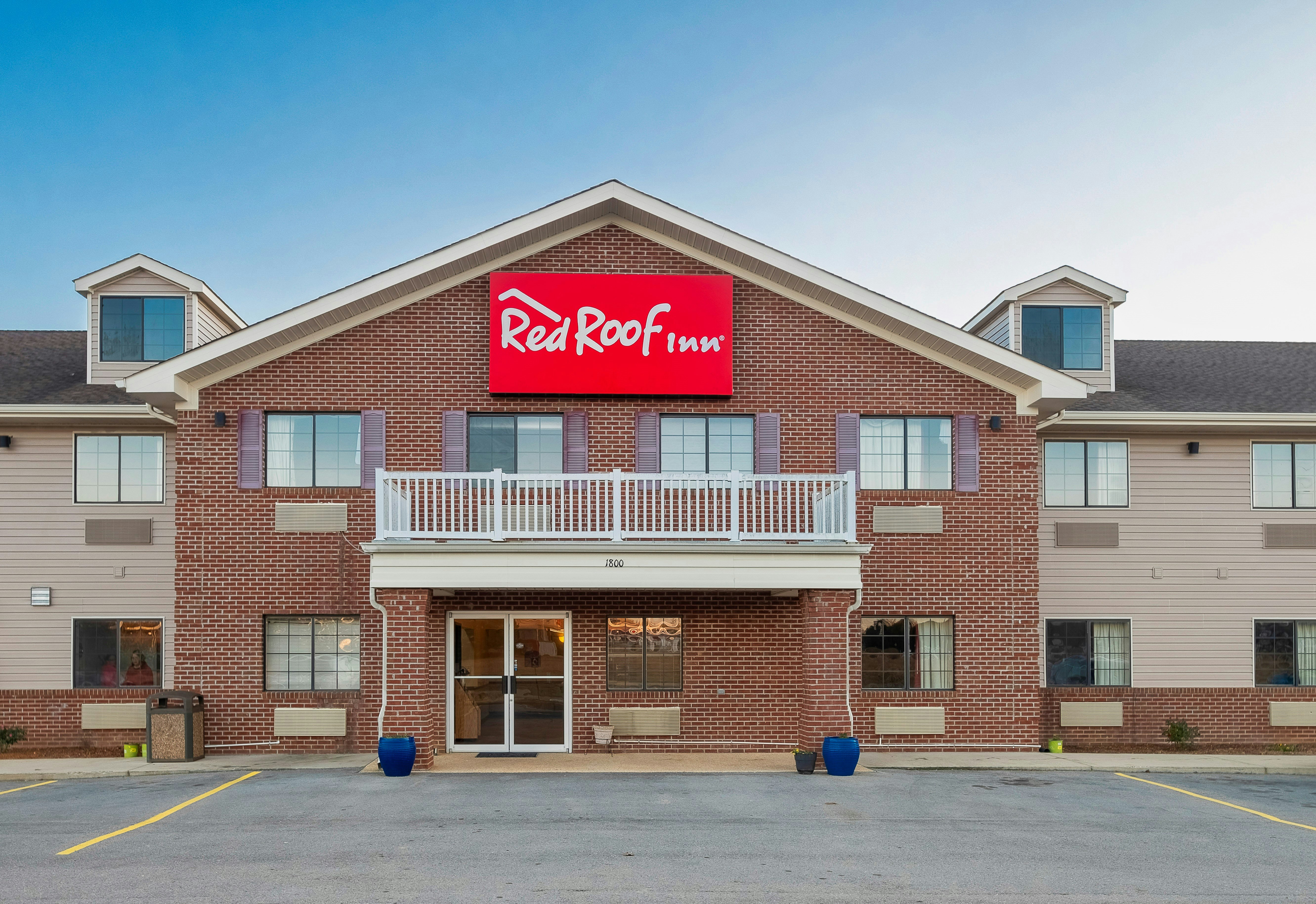 Red Roof Inn Hartselle 3/17