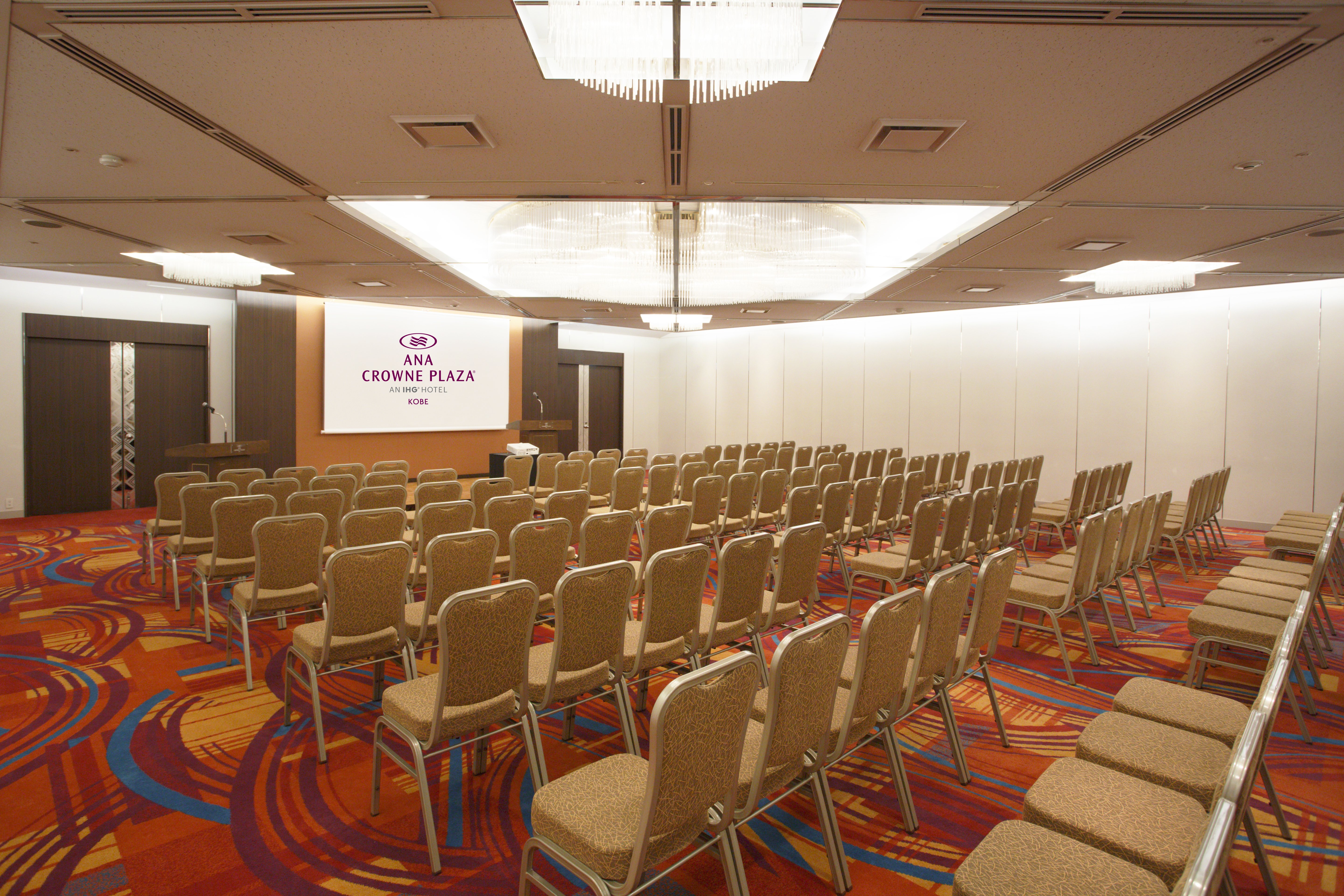 Ana Crowne Plaza Kobe 60/72