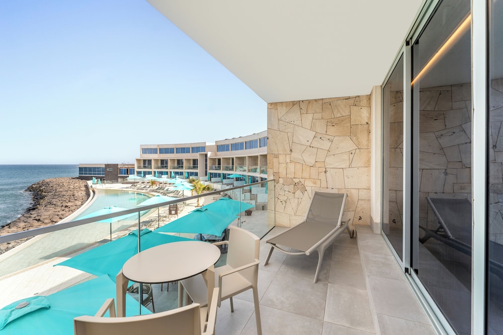 Barcelo Praia Cape Verde 25/50
