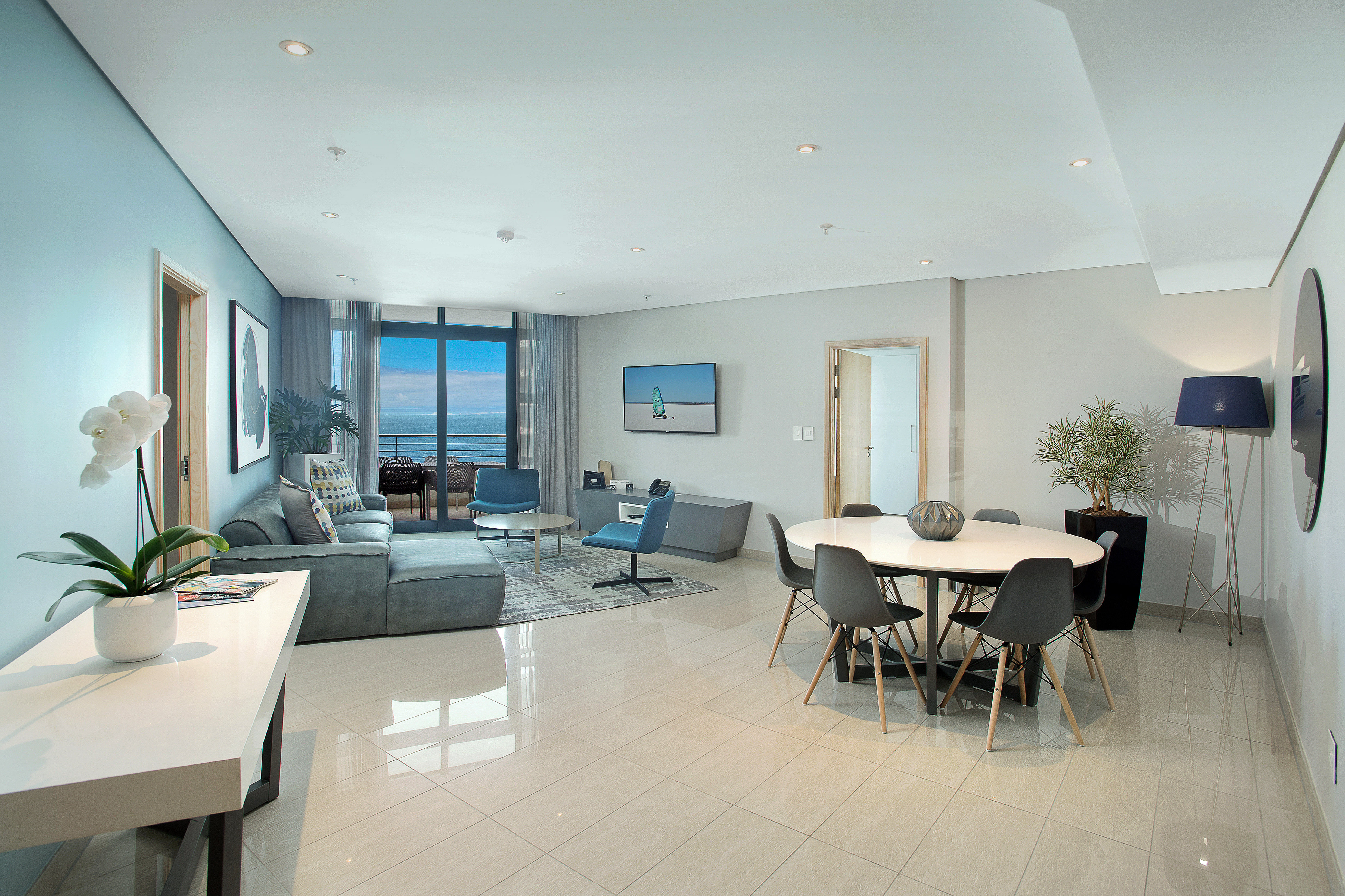 The Pearls of Umhlanga 18/50