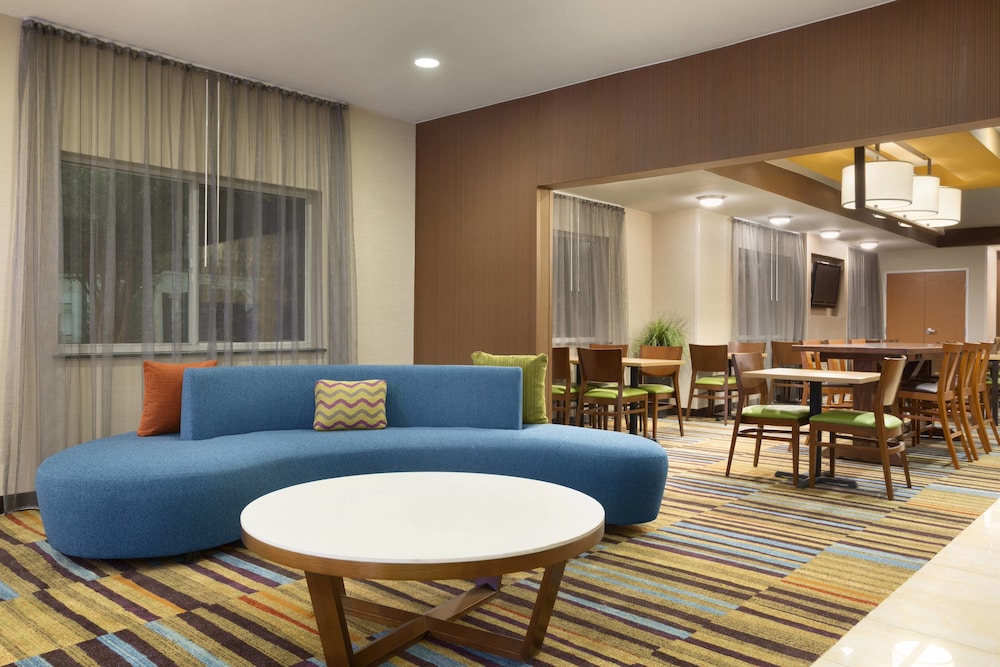 Fairfield Inn & Suites Dallas Plano 20/34