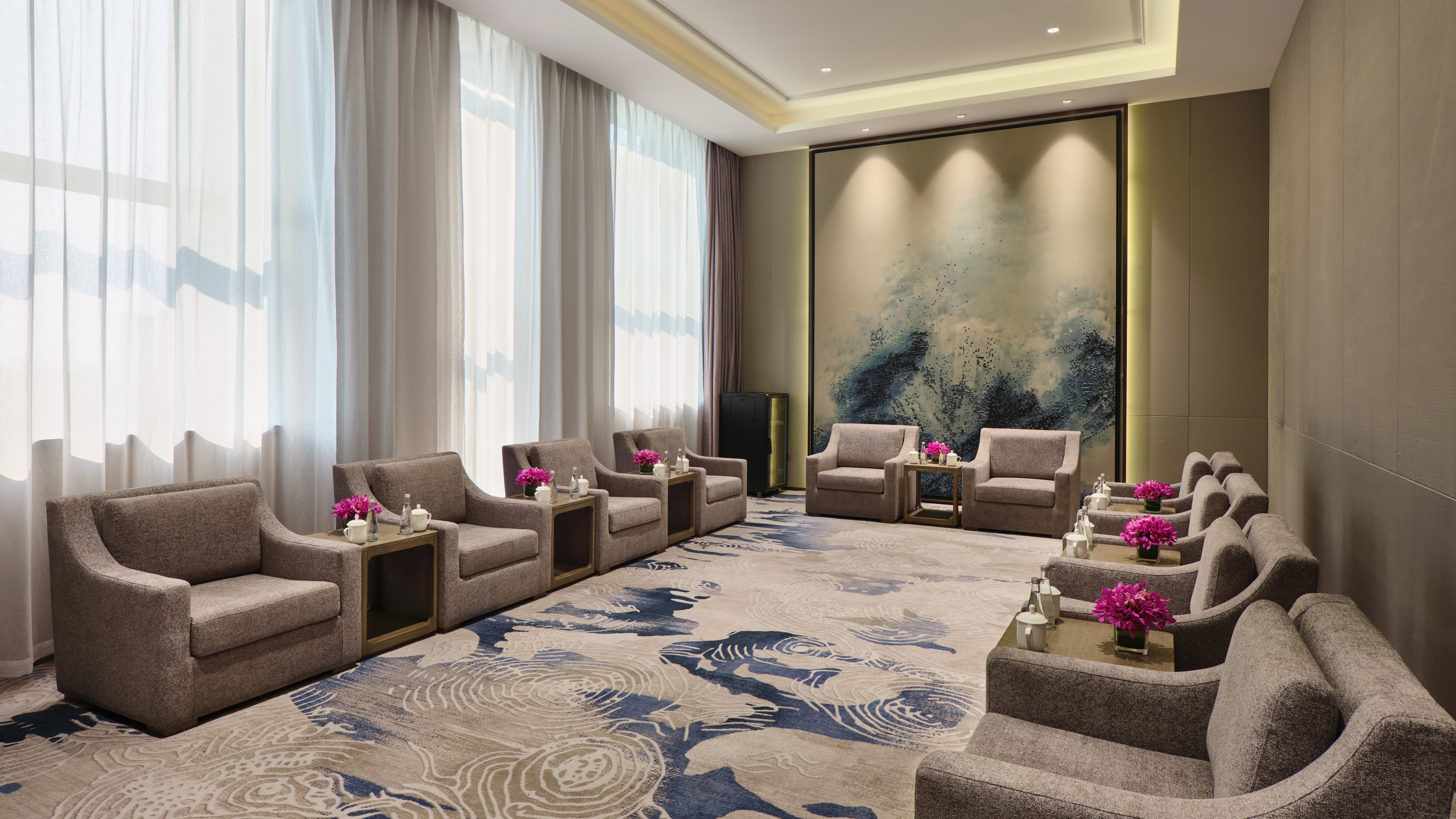 Crowne Plaza Wuhan Development Zone 52/82