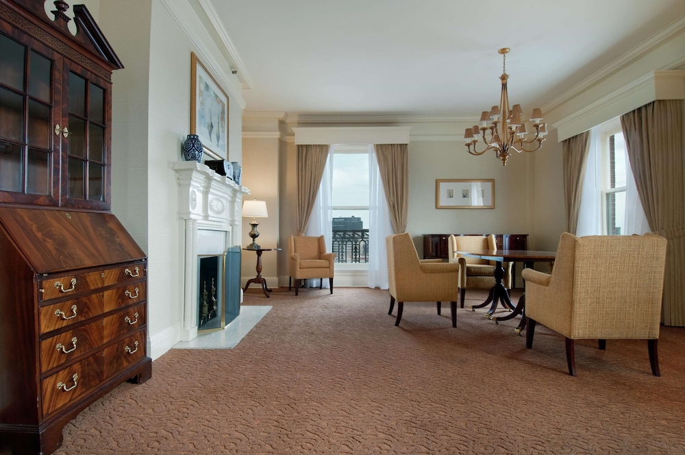 The Seelbach Hilton Louisville 37/54