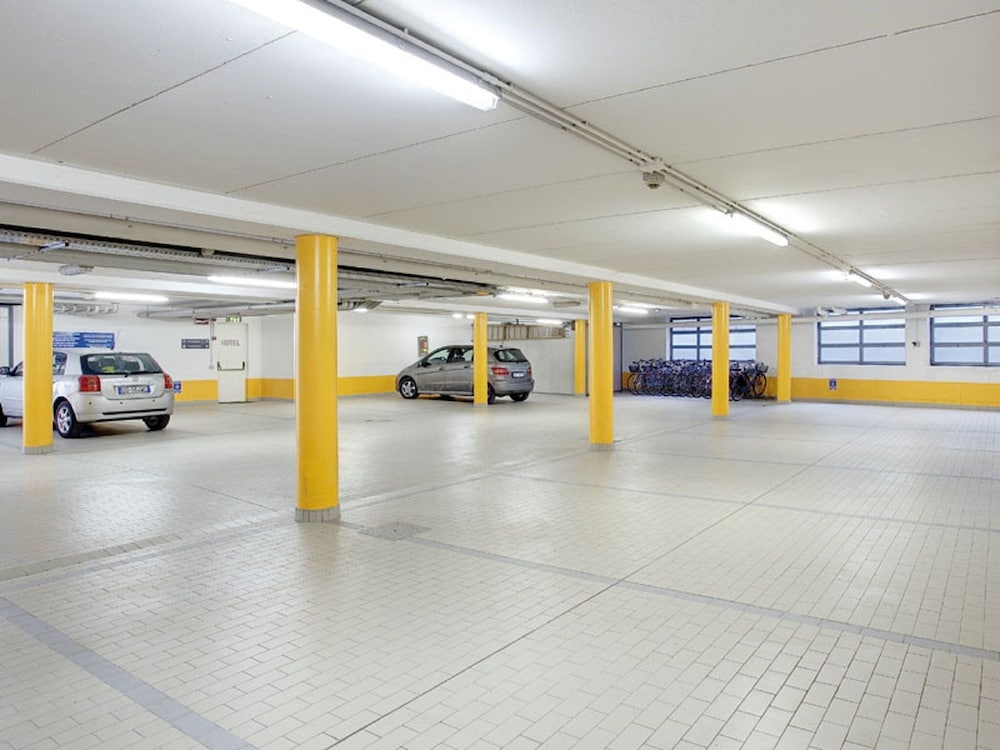 Hotel Ovest 5/34