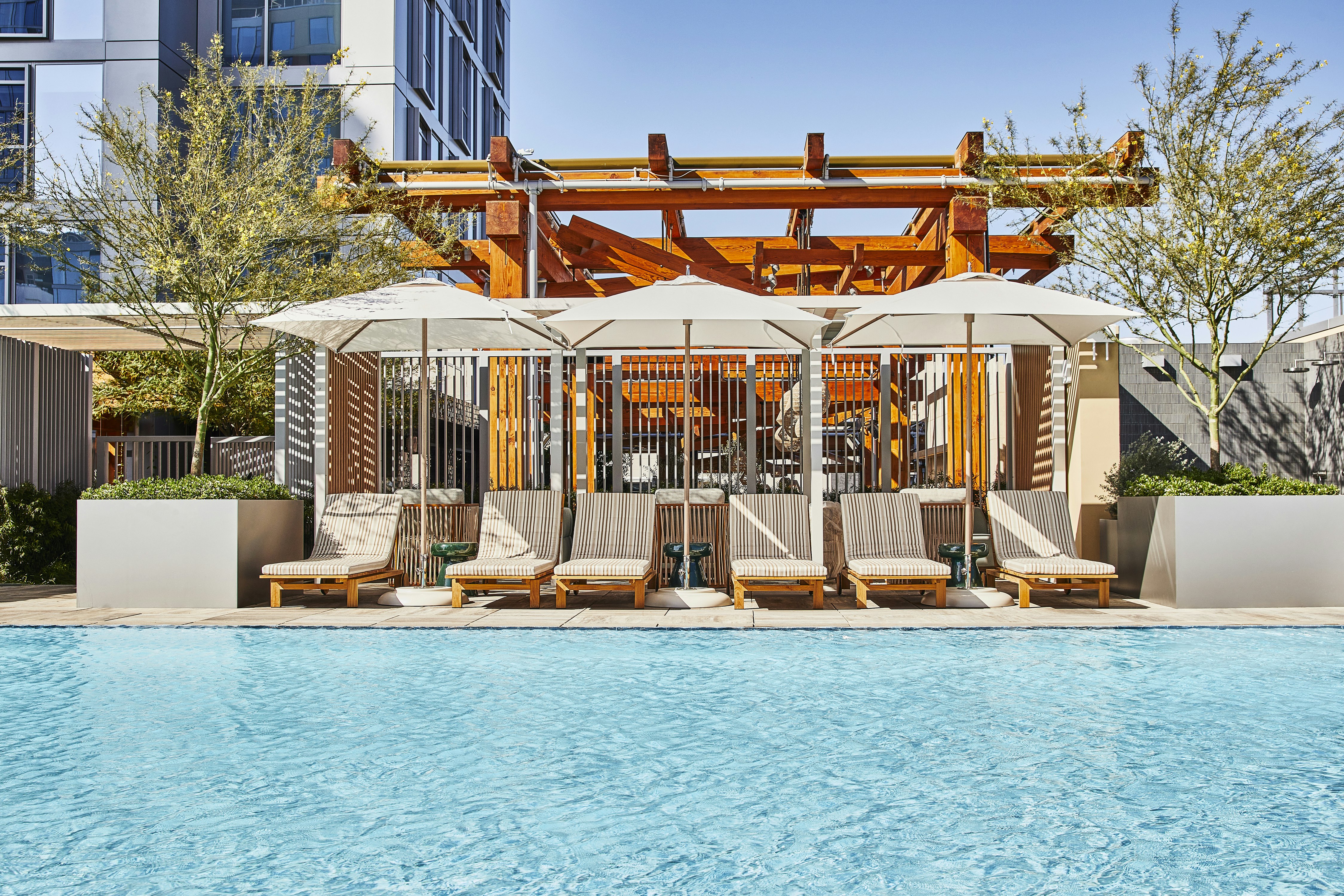 Conrad Los Angeles 42/50