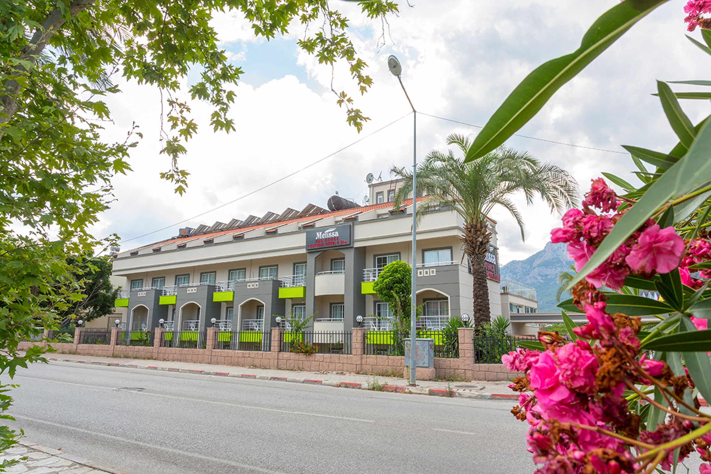 Rich Melissa Hotel (ex Melissa Residence) 6/35