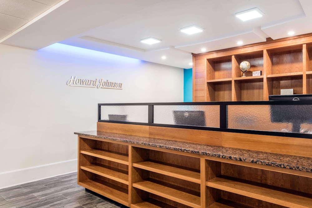 Howard Johnson by Wyndham Quincy/Boston 2/16