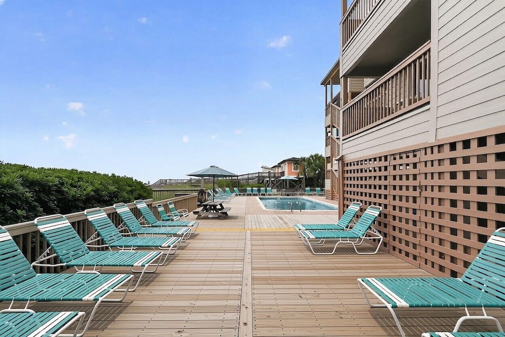 Ocean Forest Colony 21/54