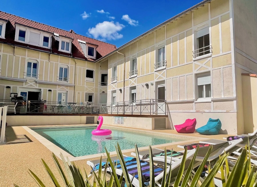 CITOTEL D'ORBIGNY 28/35