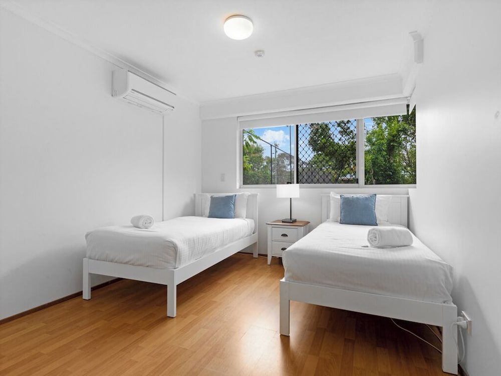 Riviera Resort Hervey Bay 11/50