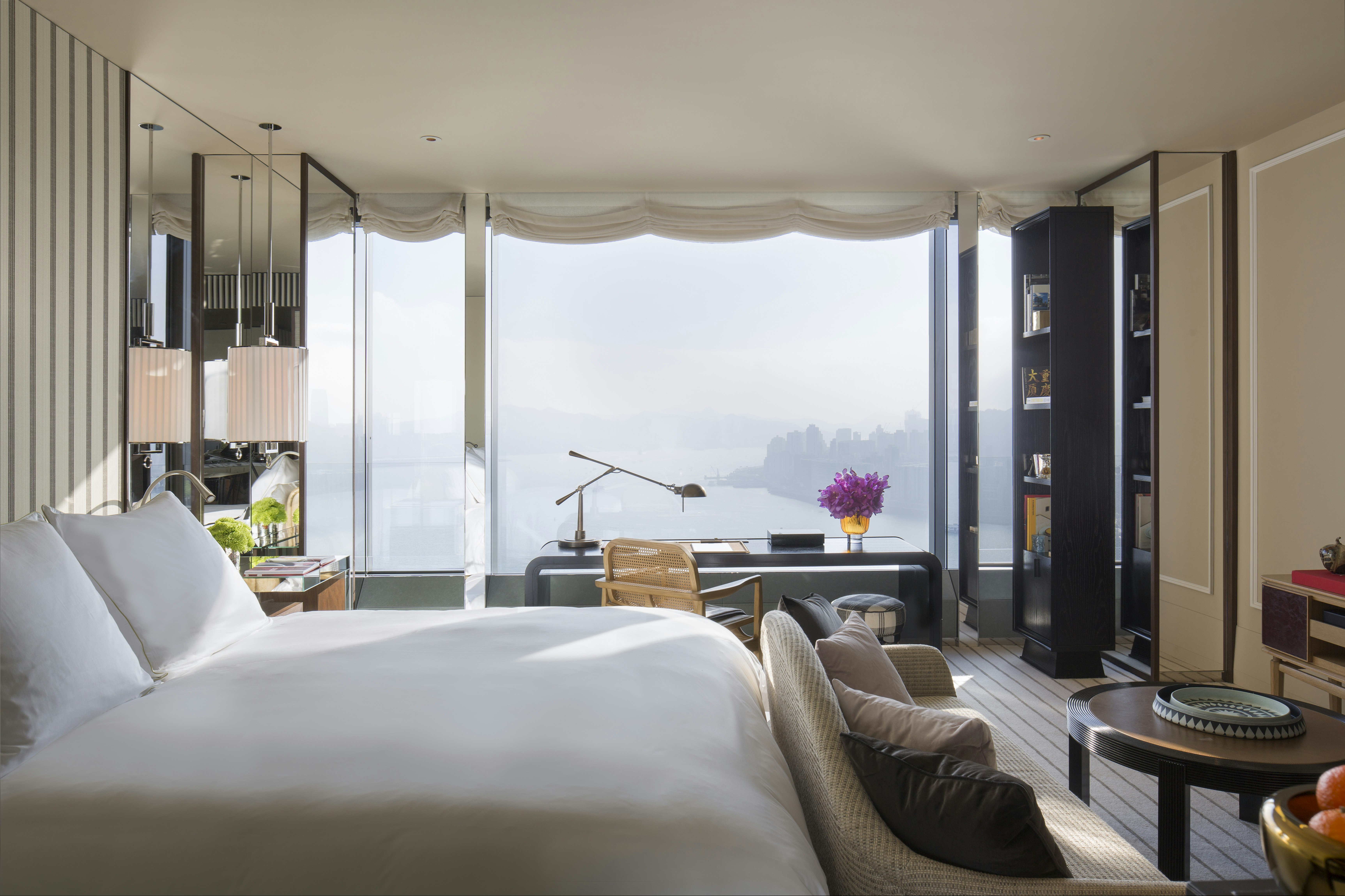 Rosewood Hong Kong 14/85