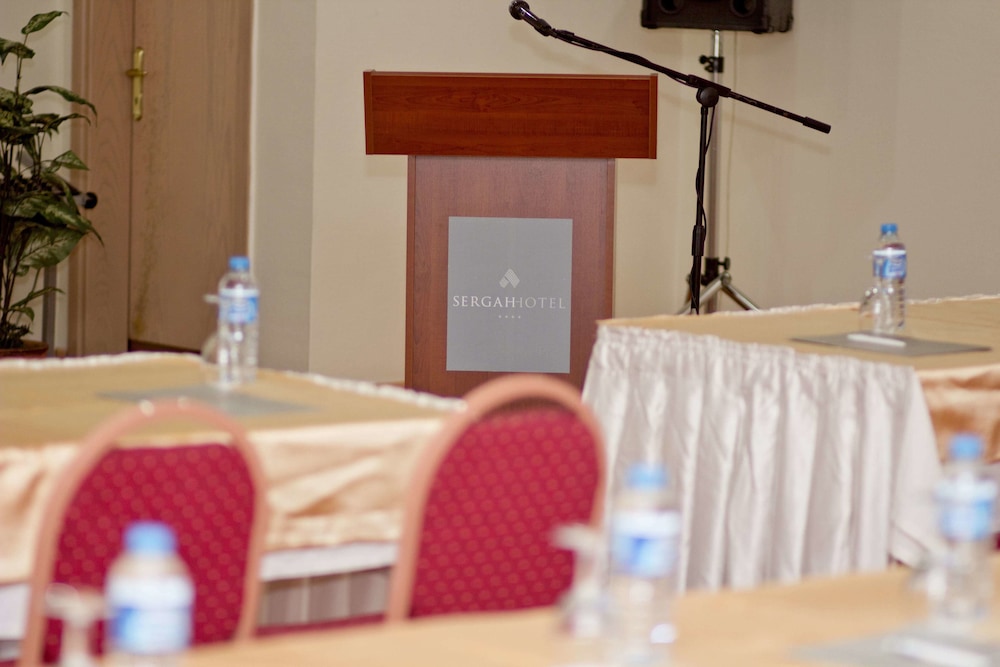 Sergah Hotel 20/51