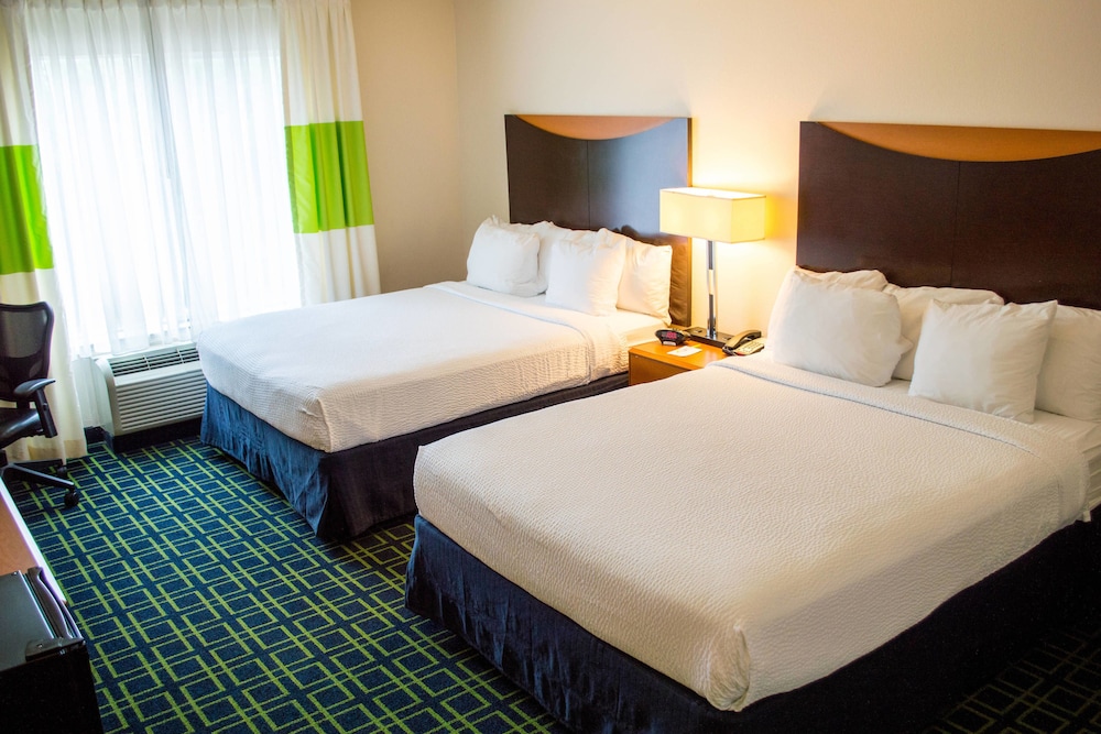 Fairfield Inn And Suites San Antonio North Stone Oak 11/43